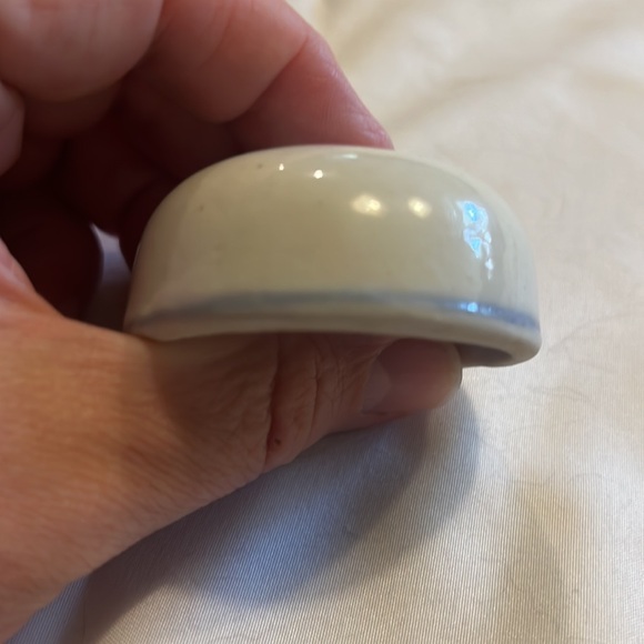 Chinese Cobalt Blue & White Floral Pattern Ceramic Porcelain Ginger Jar. - Picture 7 of 12